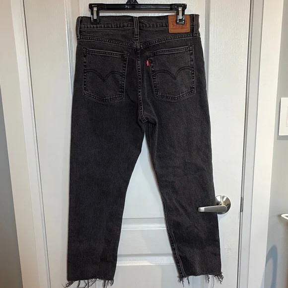 Levi's High Rise Black Jeans - Picture 2 of 4